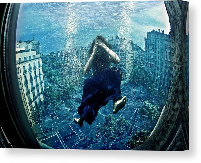 Barcelona Canvas Print featuring the photograph Barcelona Dive by Vessela Banzourkova