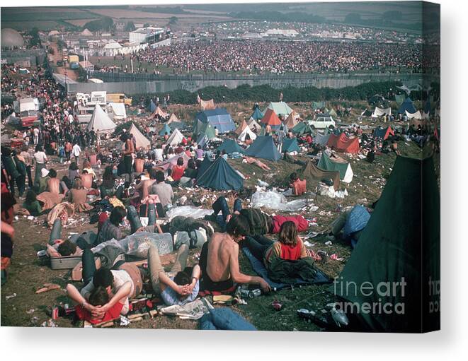 Rock Music Canvas Print featuring the photograph Camping Area At Isle Of Wight Festival by Bettmann
