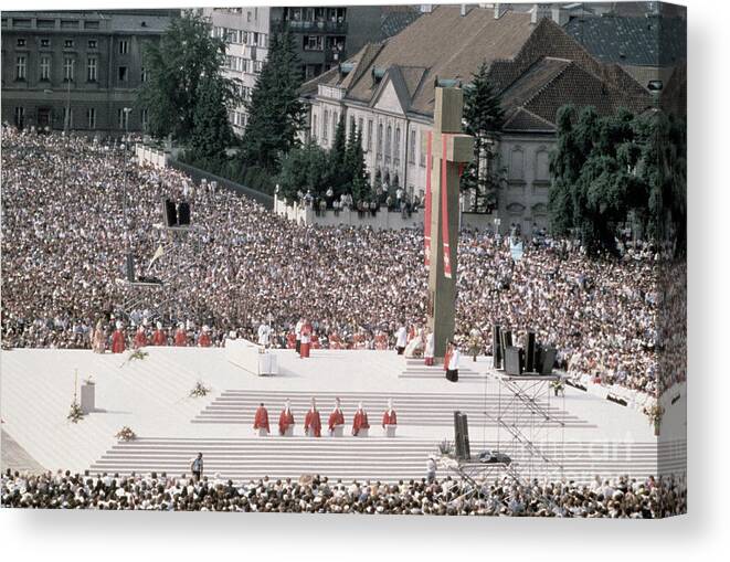 People Canvas Print featuring the photograph John Paul II At Mass In Victory Square by Bettmann