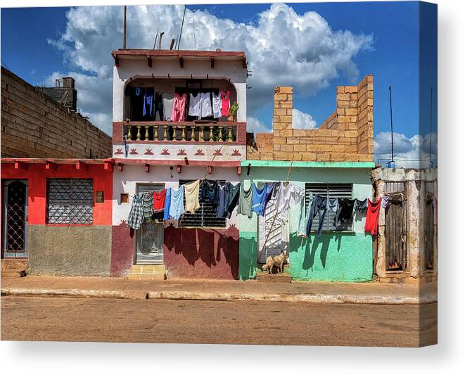 Havana Cuba Canvas Print featuring the photograph Laundry In The Sun by Tom Singleton
