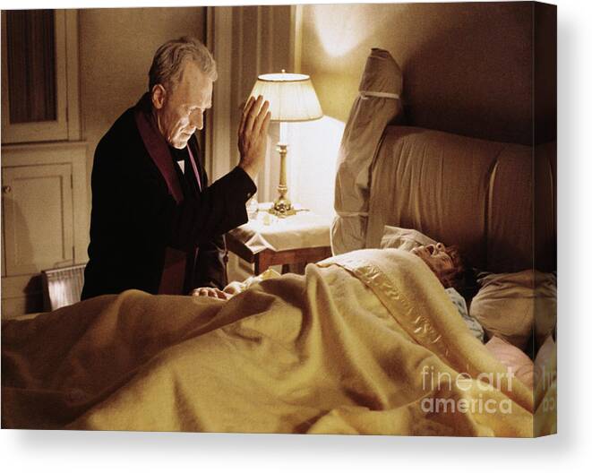 People Canvas Print featuring the photograph Max Von Sydow And Linda Blair In Scene by Bettmann