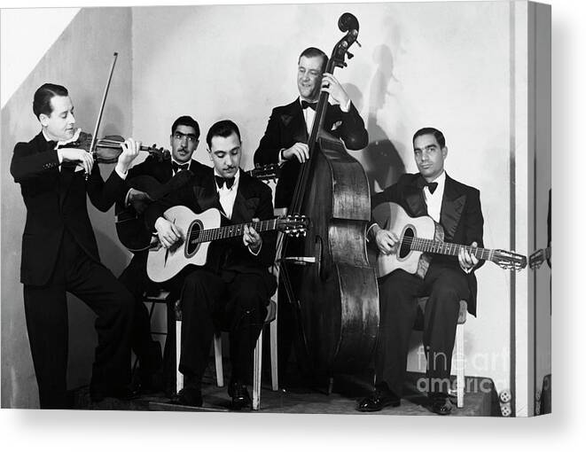 People Canvas Print featuring the photograph Quintette De Hot Club De France by Bettmann