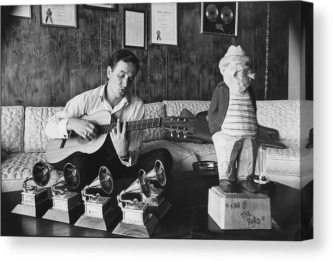 Lifeown Canvas Print featuring the photograph Roger Miller by Ralph Crane