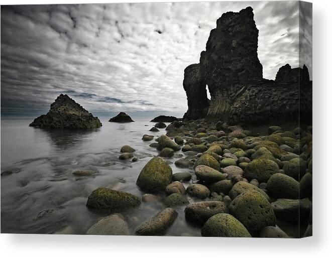 Iceland Canvas Print featuring the photograph The Gate by Bragi Ingibergsson -