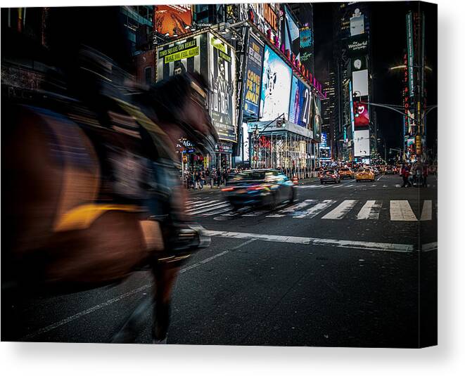 Night Canvas Print featuring the photograph The Horse That Runs In Times Square by Marco Tagliarino