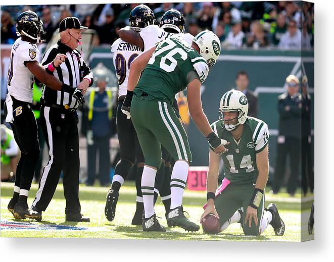 People Canvas Print featuring the photograph Baltimore Ravens v New York Jets #1 by Michael Reaves