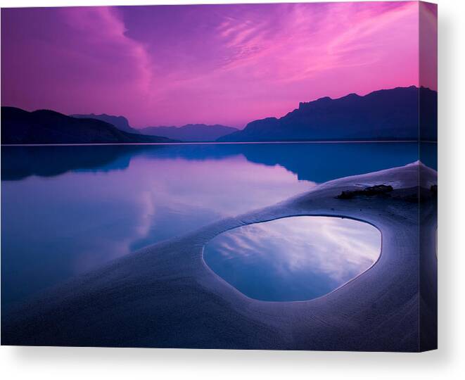 Dawn Canvas Print featuring the photograph Jasper Lake Sunrise #1 by Cale Best