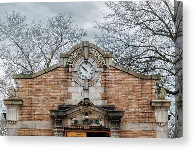 Bowling Green Canvas Print featuring the photograph Bowling Green Subway Station by Cate Franklyn