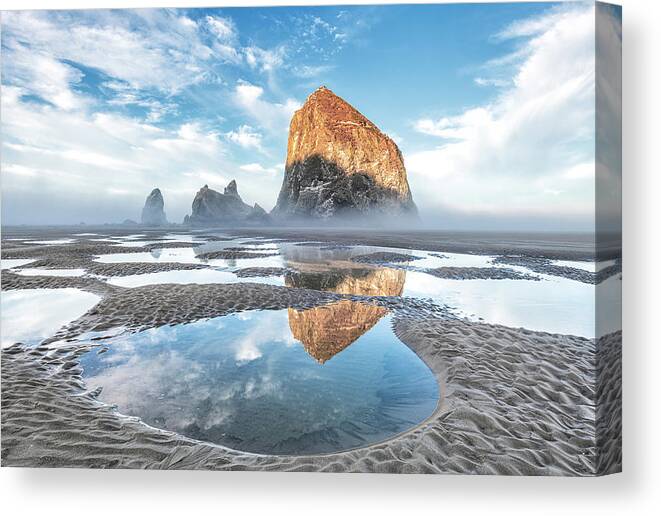 Beach Canvas Print featuring the photograph Cannon Beach Sunrise by Rudy Wilms