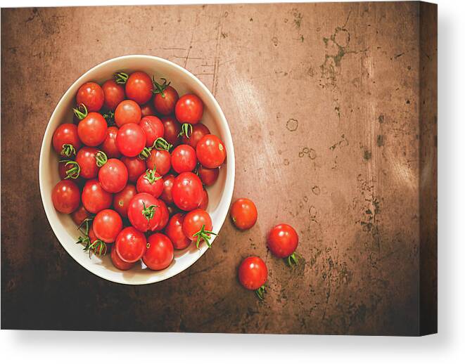 Tomatoes Canvas Print featuring the photograph Cherry Tomatoes by Lori Rowland