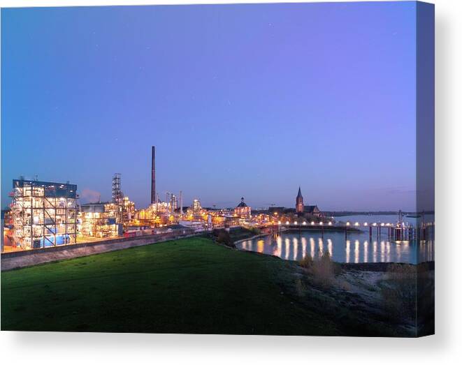 City Canvas Print featuring the photograph Emmerich Night by Jaroslav Buna