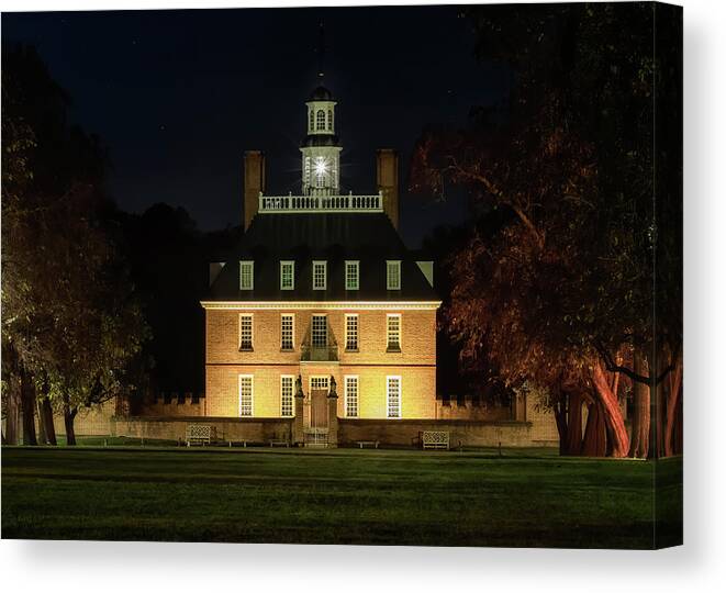 Colonial Williamsburg Canvas Print featuring the photograph Governors Palace at Night - Colonial Williamsburg by Susan Rissi Tregoning