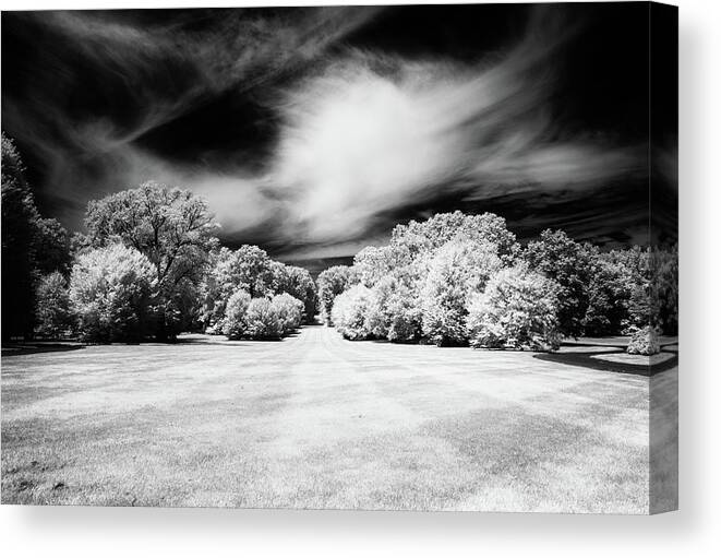 Avenon Canvas Print featuring the photograph Old Westbury Gardens by Eugene Nikiforov