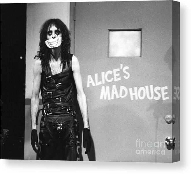 Alice Cooper Canvas Print featuring the photograph Alice Cooper 1979 #4 by Chris Walter