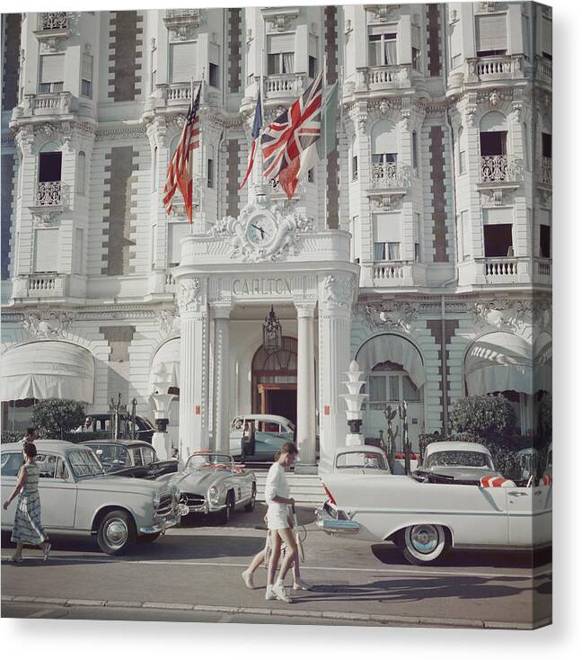 People Canvas Print featuring the photograph Carlton Hotel by Slim Aarons
