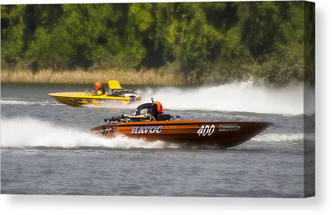 Havoc 400 Power Boat Racing Taree 2013 Canvas Print featuring the photograph Havoc 400 2013 by Kevin Chippindall