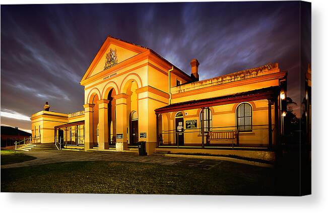 Taree Court House Canvas Print featuring the digital art Taree Court House 0001 by Kevin Chippindall