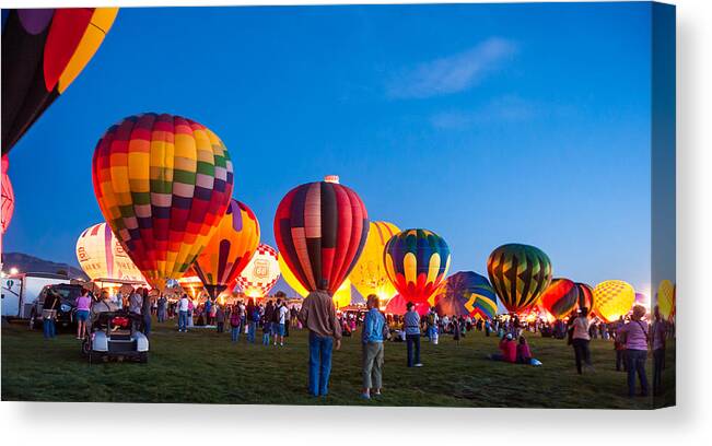 Sunsets Canvas Print featuring the photograph Balloon sunset by Charles McCleanon
