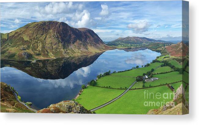 Crummock Water Canvas Print featuring the photograph Crummock Water, Lake District by David Bleeker