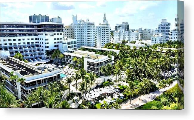South Beach Canvas Print featuring the photograph The Stay by Michael Albright