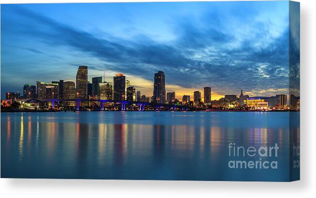 Biscayne Bay Canvas Print featuring the photograph Miami Sunset Skyline by Raul Rodriguez