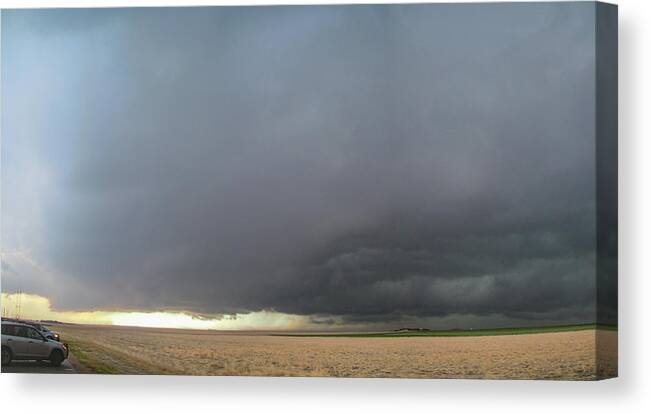 Nebraskasc Canvas Print featuring the photograph Eastern Colorado Supercell 004 by Dale Kaminski