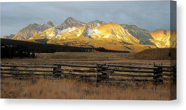 Idaho Canvas Print featuring the photograph Sunrise On Sawtooth Mountains Idaho by Robert Woodward