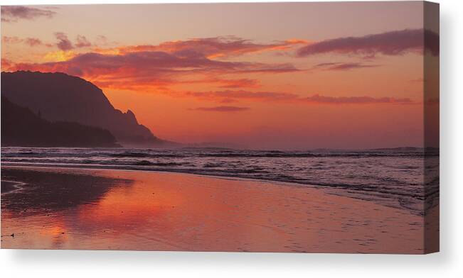 Kauai Canvas Print featuring the photograph Goodnight #1 by Tony Spencer