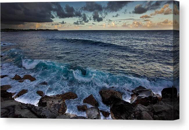 Ocean Canvas Print featuring the photograph Kaloli Point Hawaii #1 by Craig Watanabe