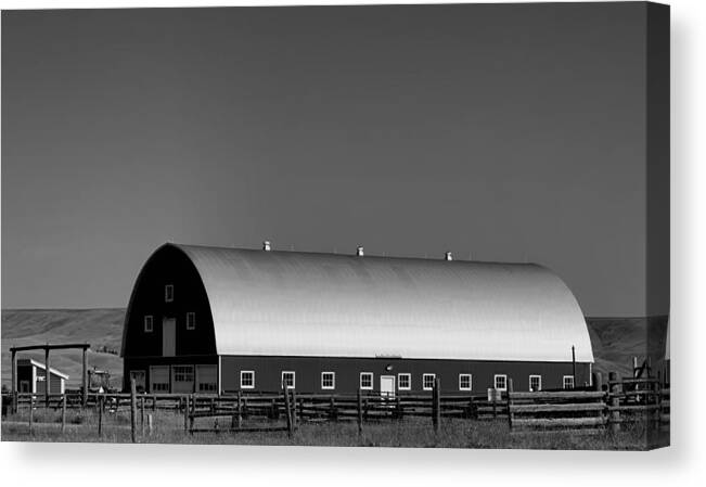 Barn Canvas Print featuring the photograph Barn at Deer Lodge by Cathy Anderson
