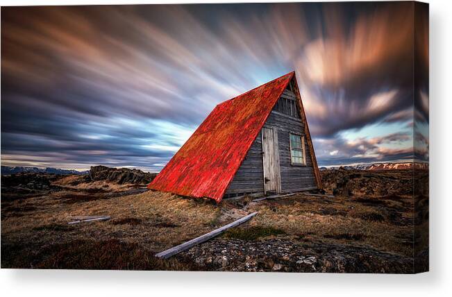 Red Canvas Print featuring the photograph Barn by Sus Bogaerts