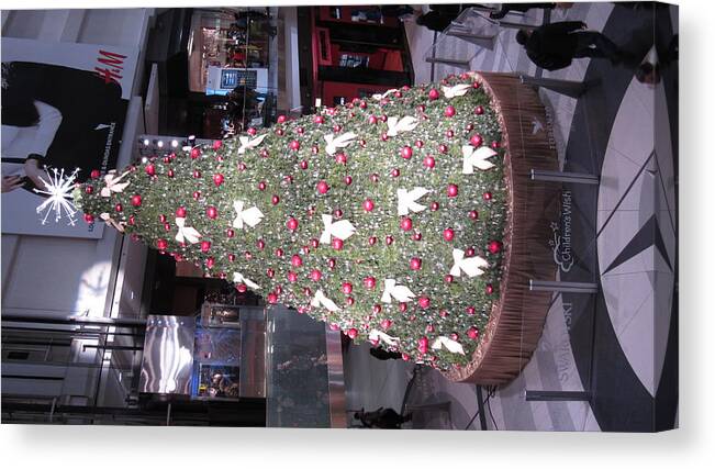 Eaton Centre Canvas Print featuring the photograph Christmas Tree by Salbro Jr