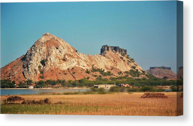 Fort Canvas Print featuring the photograph Castle Fort on the Way to Jaipur - India by Kim Bemis