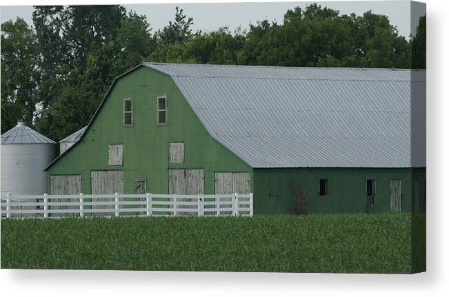 Barn Canvas Print featuring the photograph Kentucky Green Barn by Valerie Collins