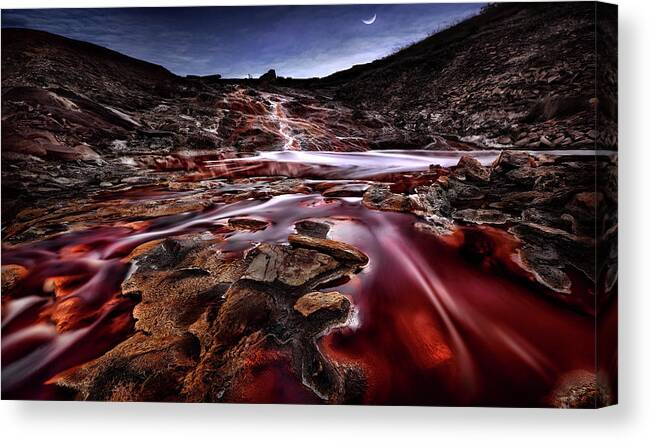 Night Canvas Print featuring the photograph Last Lights In Rio Tinto IIi (red River) by Jes?s M. Garc?a