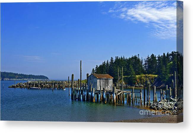 Hdr Canvas Print featuring the photograph Lazy Summer Days... by Nina Stavlund