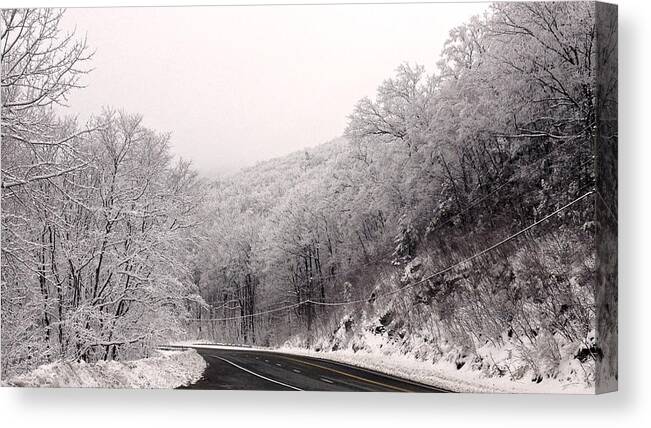 Taconic Hills Canvas Print featuring the photograph Settled Snow by Kristin Hatt