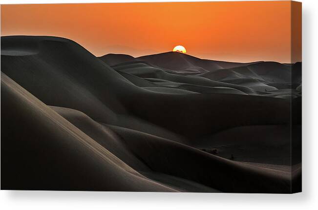 Desert Canvas Print featuring the photograph Sunrise Behind The Mountains by Babak Mehrafshar (bob)