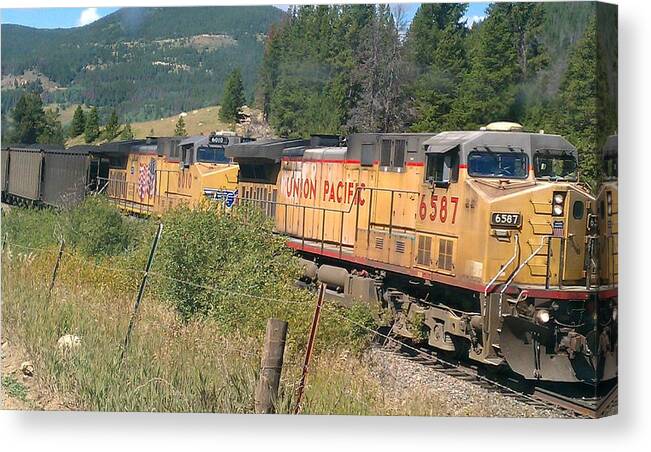 Landscape Canvas Print featuring the photograph Union Pacific 6587 by Fortunate Findings Shirley Dickerson