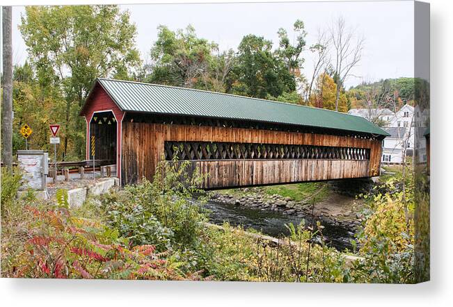 Ware-hardwick Covered Bridge Canvas Print featuring the photograph Ware-Hardwick Covered Bridge by Phyllis Taylor