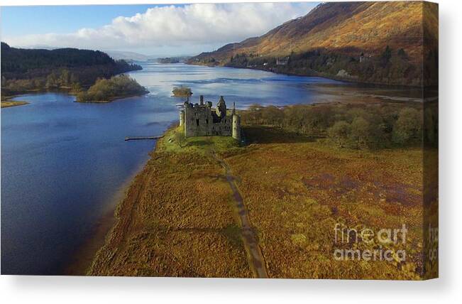 Mountains Canvas Print featuring the photograph Kilchurn Castle #2 by David Grant