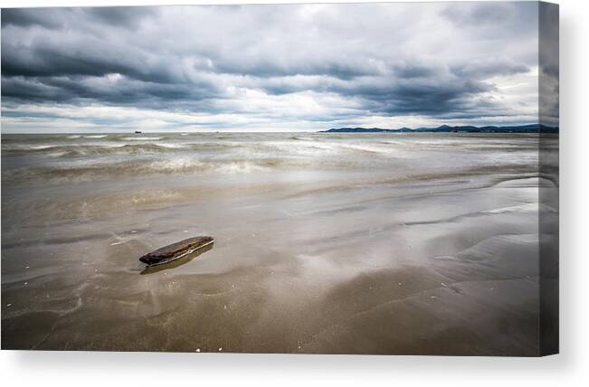 Beach Canvas Print featuring the photograph Bull Island - Dublin, Ireland - Seascape photography by Giuseppe Milo