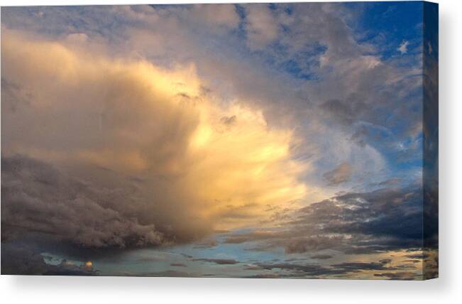 Cloud Canvas Print featuring the photograph Storm approach by Sean Griffin