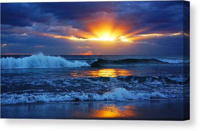 Sunrise Canvas Print featuring the photograph Sunrise Light Wave by Lawrence S Richardson Jr