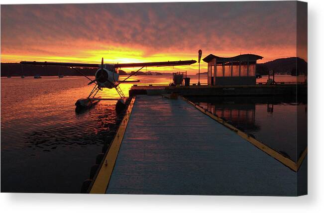 Harbour Air Canvas Print featuring the photograph Waiting for the Sun by Mark Alan Perry