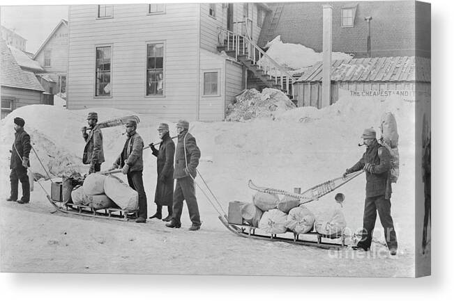 People Canvas Print featuring the photograph Men Heading For Yukon For Gold Rush by Bettmann