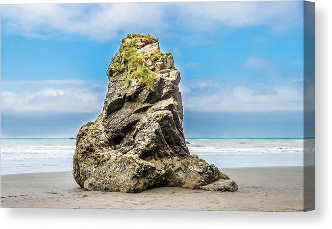 Sea Stack Canvas Print featuring the photograph Ruby Beach Sea Stack by Jordan Hill