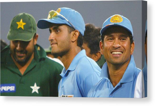 International Match Canvas Print featuring the photograph Fifth ODI: Pakistan v India #6 by Scott Barbour