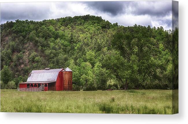Red Barn Canvas Print featuring the photograph Bath County Barn by Susan Rissi Tregoning