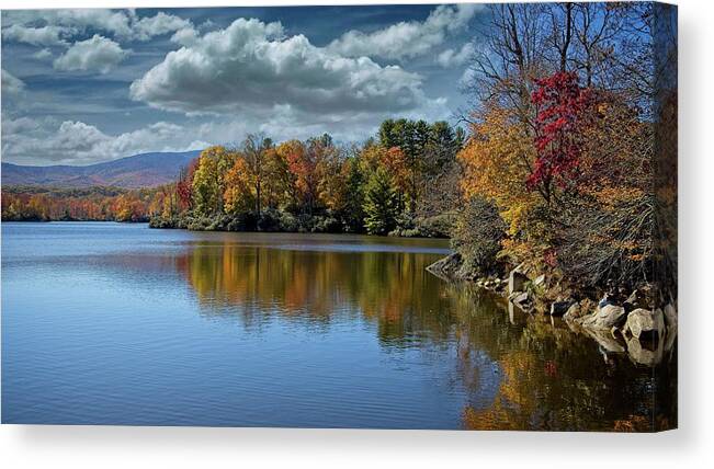 Autumn Canvas Print featuring the photograph Beautiful Fall Foliage by Ronald Lutz